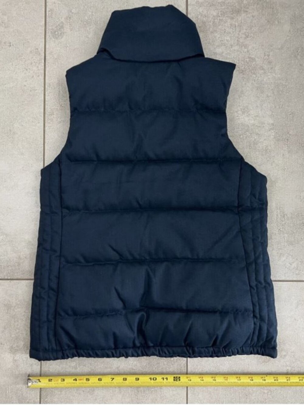Old Navy Blue Vest Women's XS | Timeless Navy Layering Piece – Cozy & Versatile - Picture 2 of 4